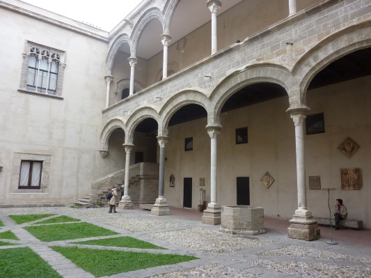 Palazzo Abatellio