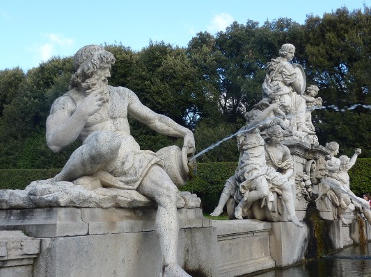 Reggia di Caserta - Parco, gruppo marmoreo