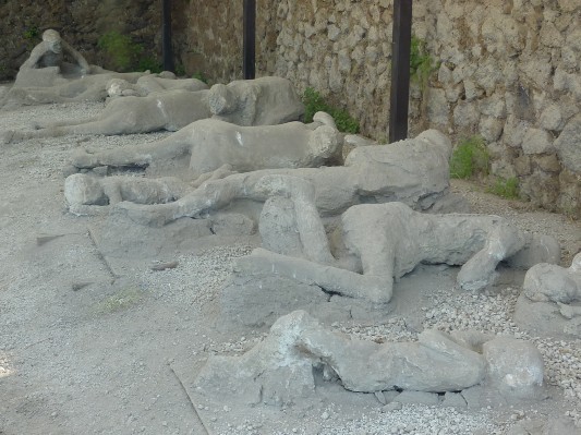 Pompei - calchi di vittime dell'eruzione